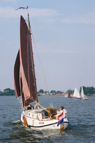 Verblijf 070135  Boot Heegermeer  platbodem jacht 