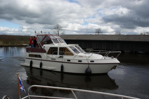 Boot 120802 • Motorjacht Sneekermeer • Erwi 