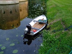 Boot 240701 &bull; Sloep/Open motorboot Friese elfsteden &bull; Gomici 