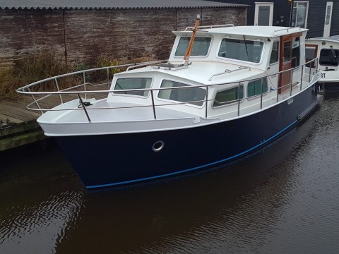 Boot 080136 &bull; Motorjacht Fluessen &bull; Ibiza ten Broeke kruiser 