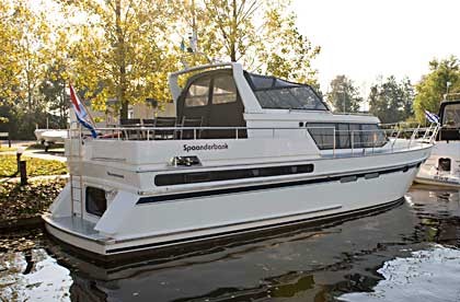 Boot 120149 &bull; Motorjacht Sneekermeer &bull; Spaanderbank 