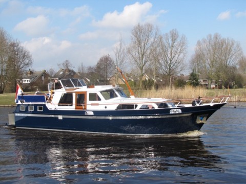 Verblijf 120712  Boot Fluessen  Elevation Duet kruiser 
